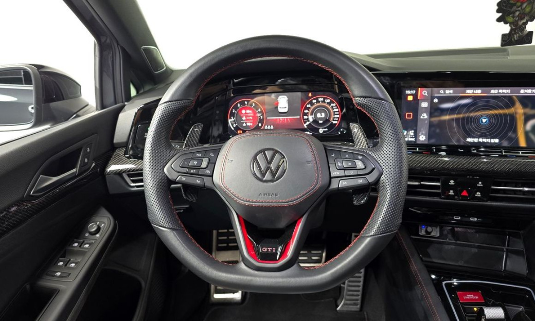 Volkswagen Golf 2.0 GTI, 2024