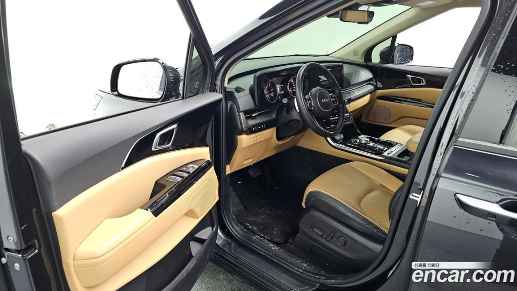 Kia Carnival 9-Seater Noblesse, 2022