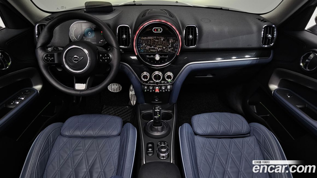 Mini Countryman ALL4 Classic Launch Pack, 2023