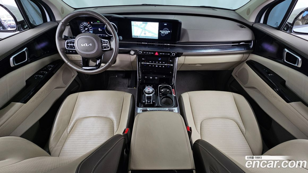 Kia Carnival 9-Seater Hi-Limousine, 2022