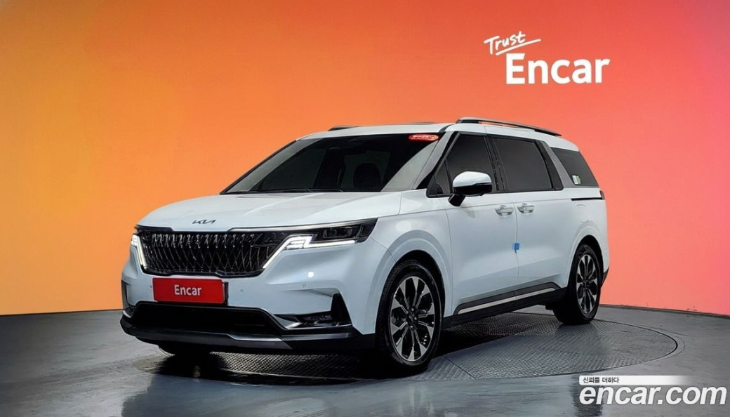 Kia Carnival 9-Seater Signature, 2023