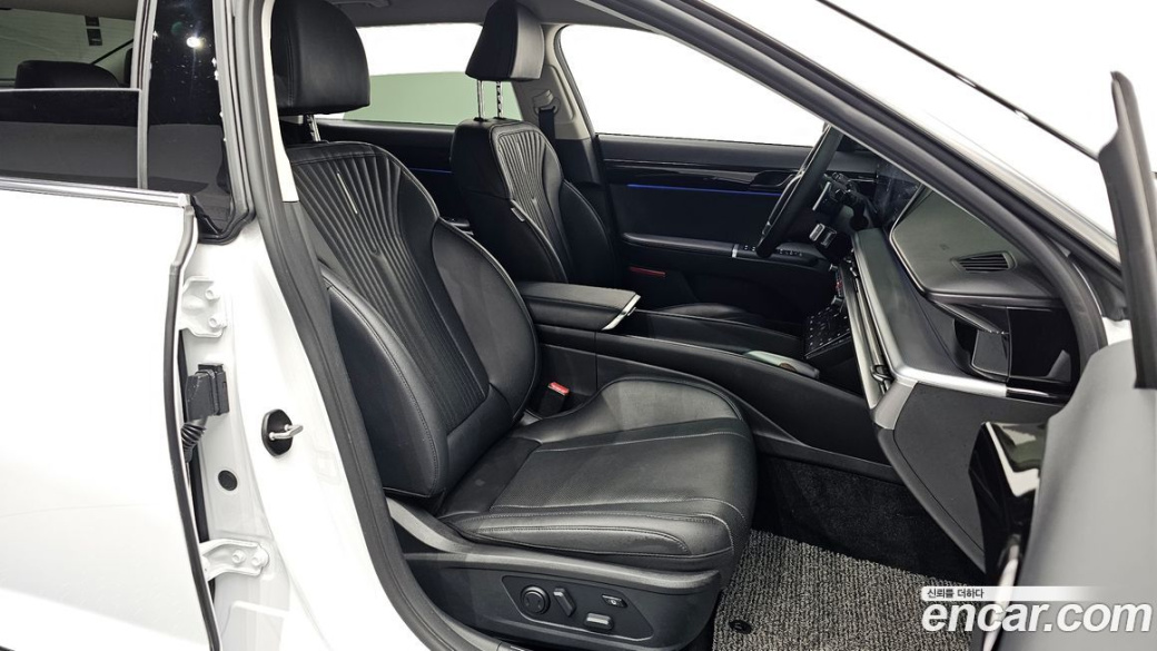Hyundai Grandeur 2,5 Gasoline 2WD, 2023