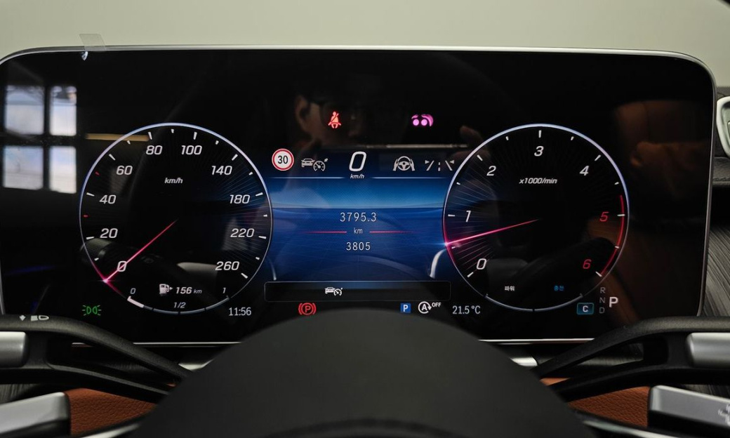 Mercedes-Benz S-Class S350 d 4MATIC, 2025