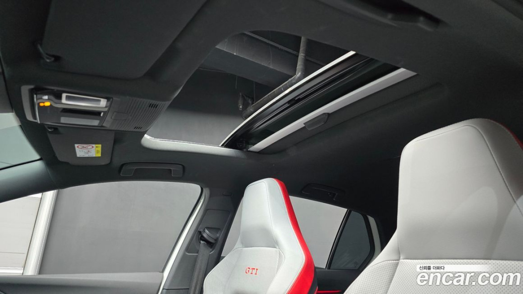 Volkswagen Golf 2.0 GTI, 2023
