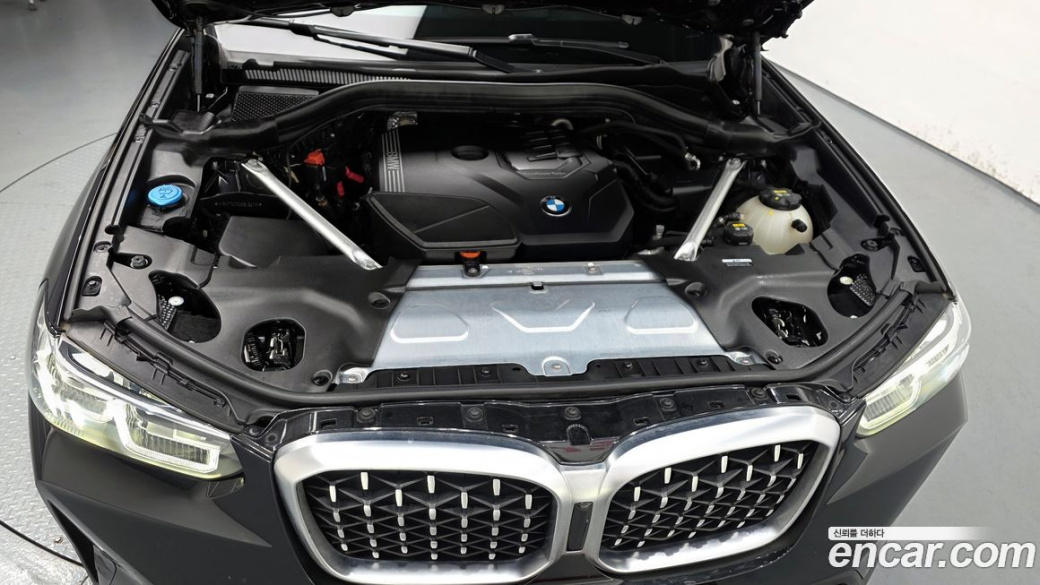 BMW X4 xDrive20i xLine, 2022
