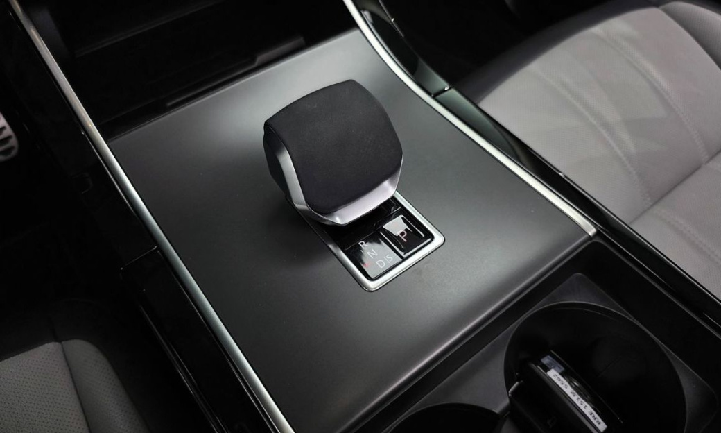 Land Rover Range Rover Evoque P250 Dynamic SE, 2025