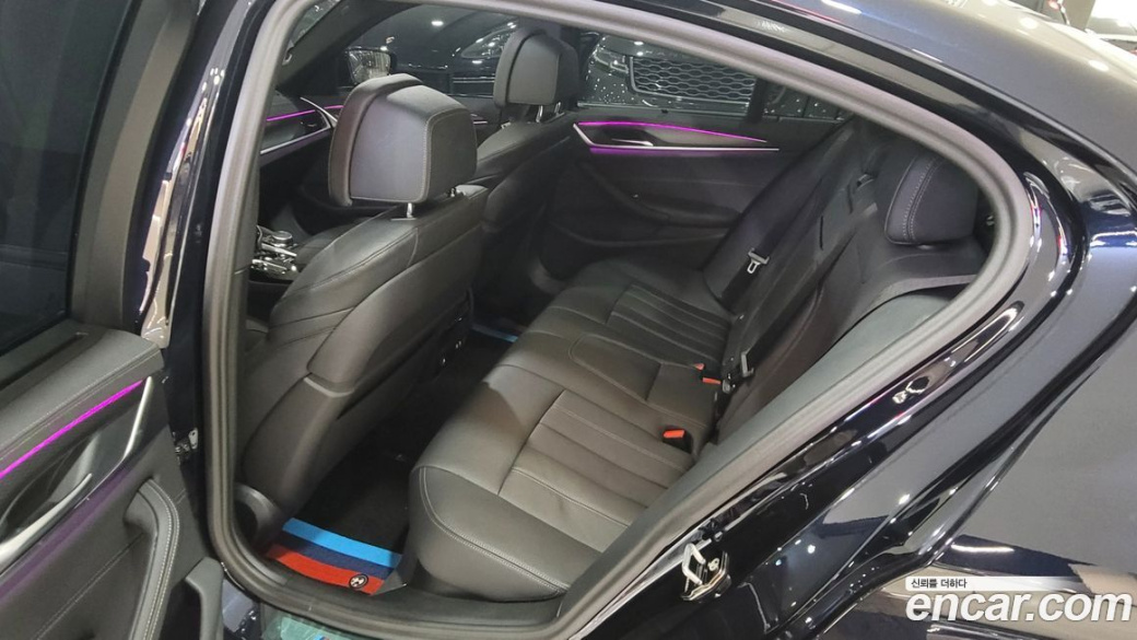 BMW 5-Series 520i M Sport, 2023