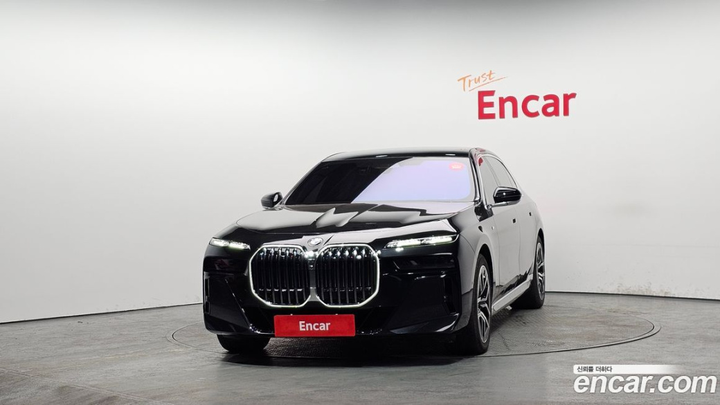 BMW 7-Series 740d xDrive M Sport, 2025