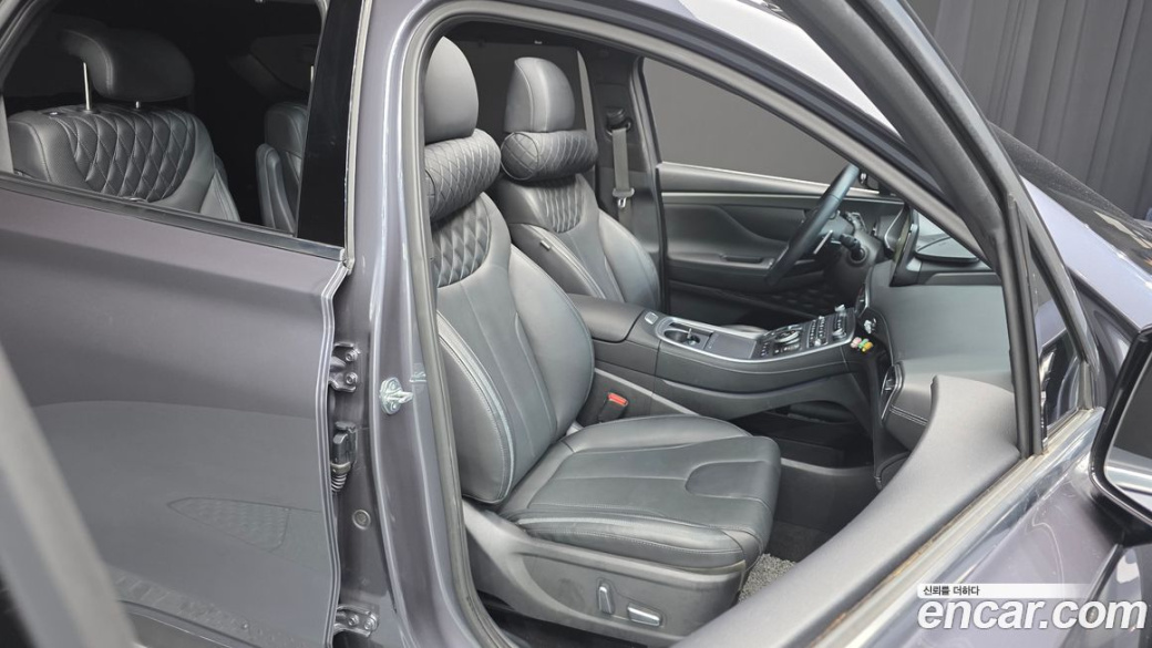 Hyundai Santafe Gasoline 2.5T 4WD, 2023