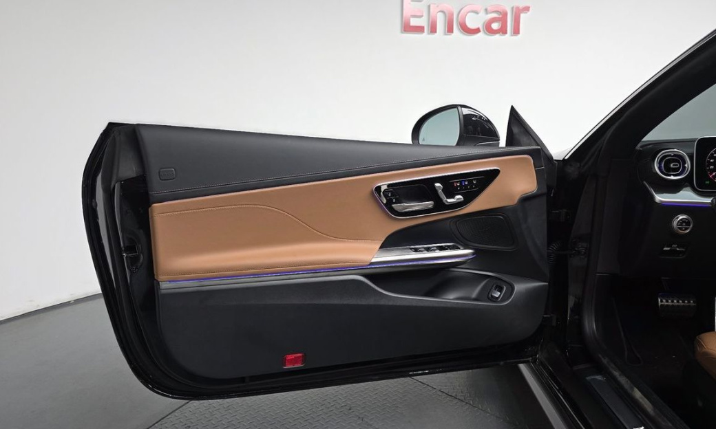 Mercedes-Benz CLE-Class CLE200 Cabriolet, 2025