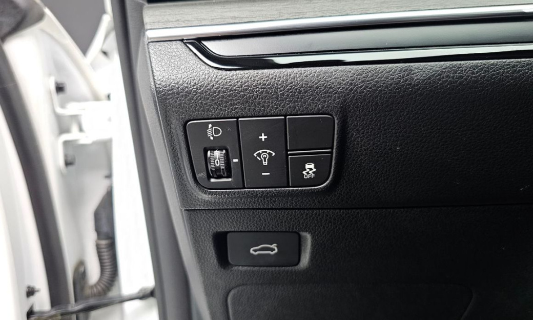 Kia K5 2.0, 2024
