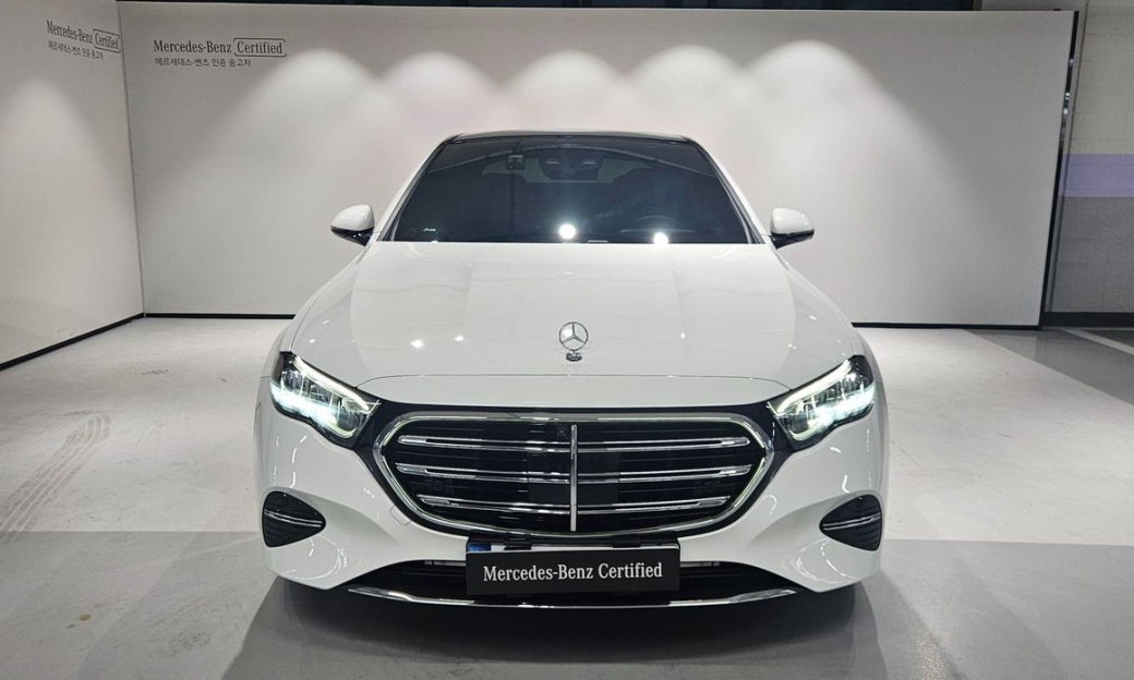 Mercedes-Benz E-Class E220d 4MATIC Exclusive, 2024
