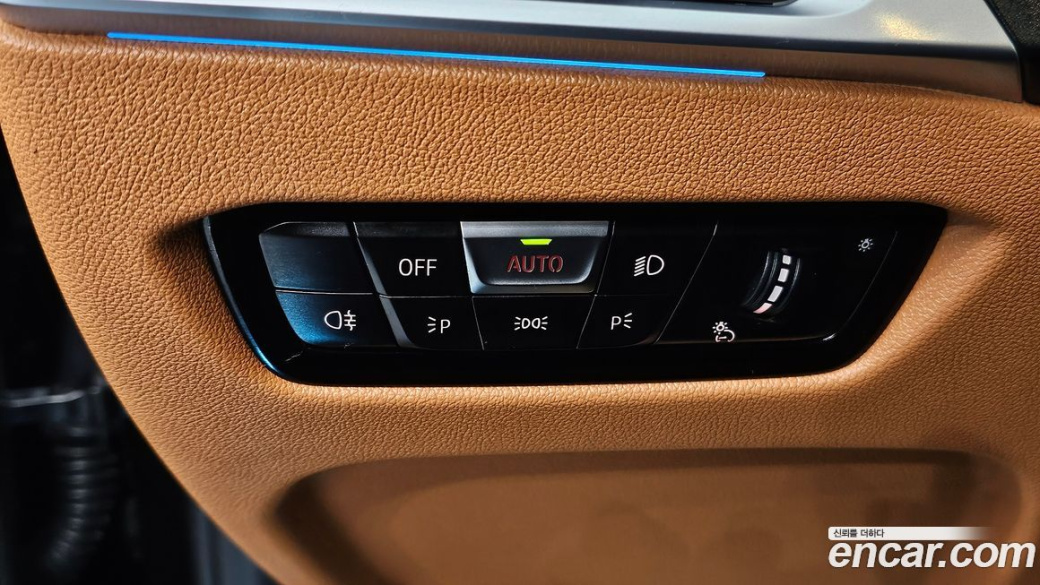 BMW 3-Series 320i M Sport, 2024