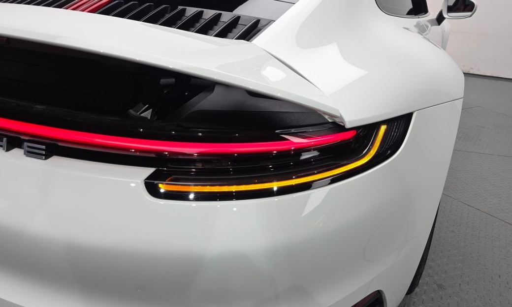 Porsche 911 Carrera S, 2024