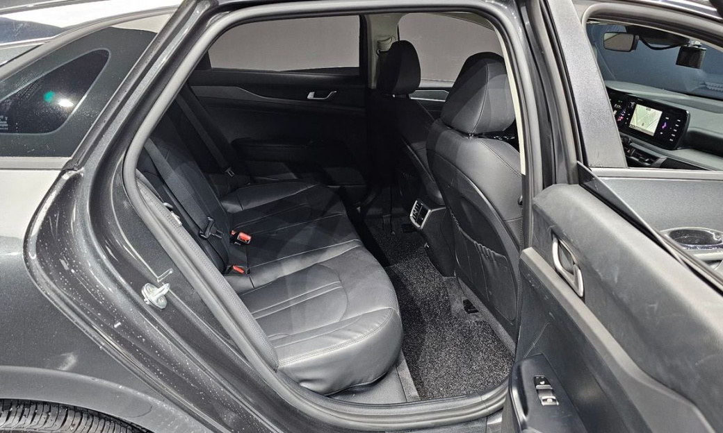 Kia K5 2.0, 2022