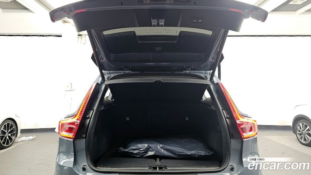 Volvo XC40 B4 Ultimate Bright, 2023