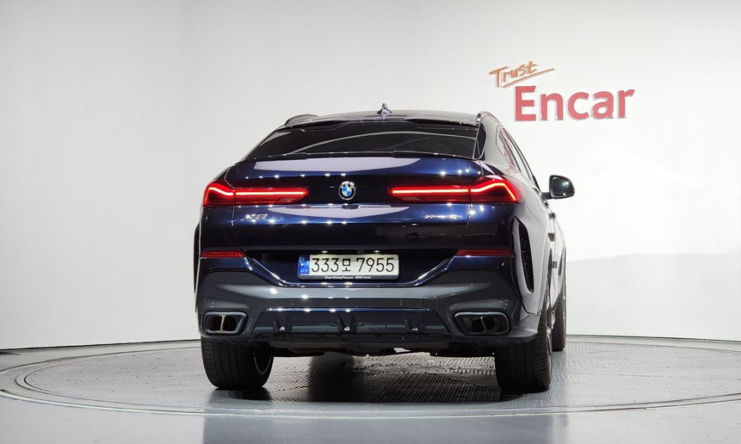 BMW X6 xDrive40i M Sport, 2023