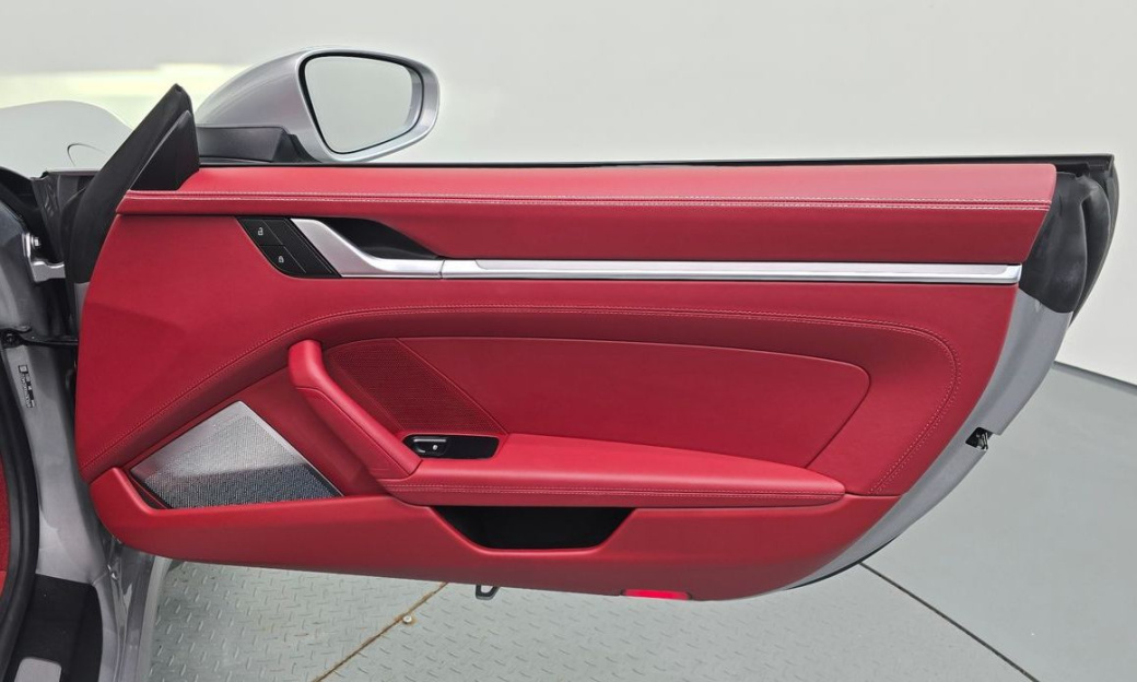 Porsche 911 Carrera 4S Cabriolet, 2022
