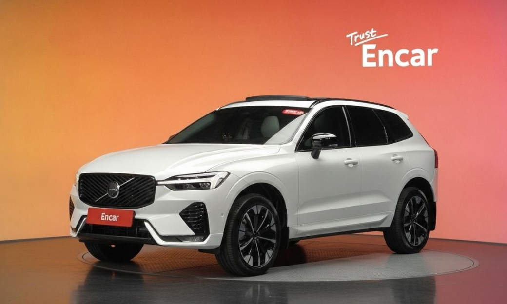 Volvo XC60 B5 Ultra Dark Air Sus, 2026