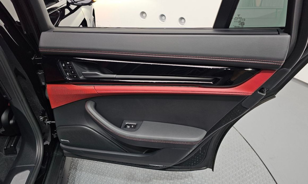 Porsche Panamera 2.9 AWD, 2025