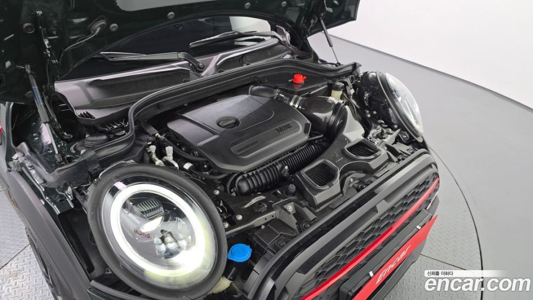 Mini Cooper JCW, 2024