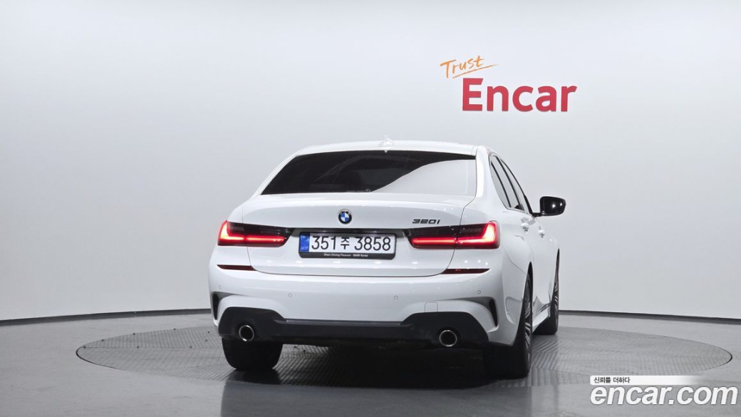 BMW 3-Series 320i M Sport, 2022