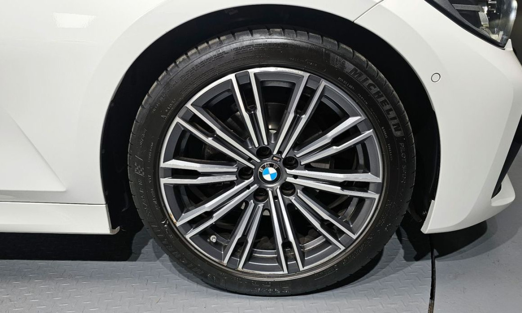 BMW 3-Series 320i M Sport, 2022