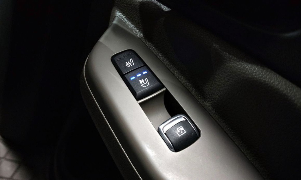 Kia Carnival 7-Seater Noblesse, 2025
