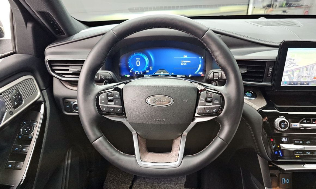 Ford Explorer 3.0 Platinum 4WD, 2021