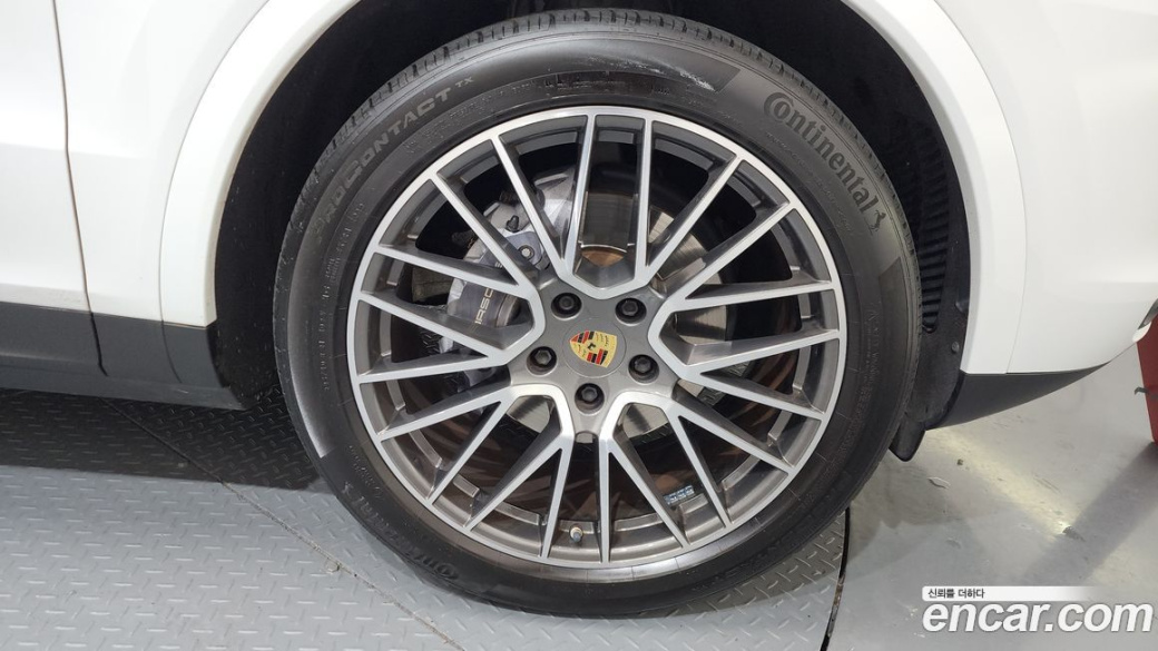 Porsche Cayenne 3.0, 2021