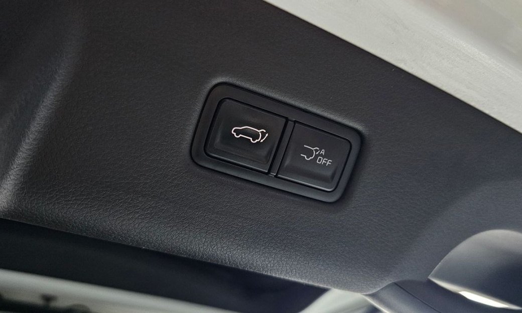 Kia Carnival 7-Seater Noblesse, 2025