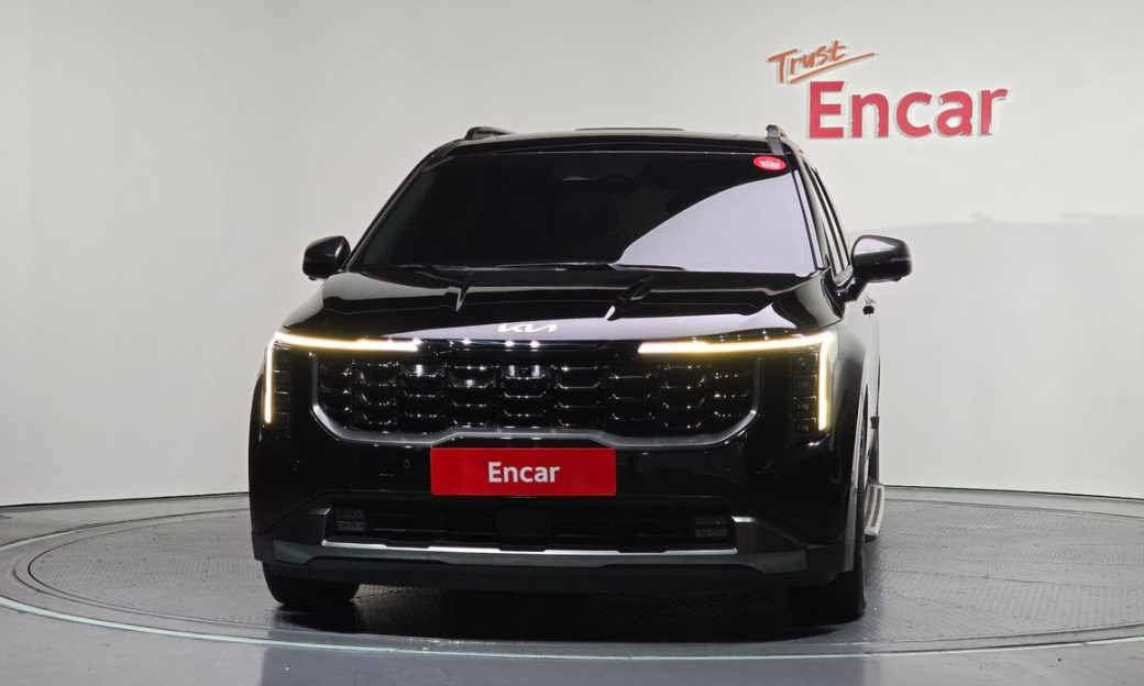 Kia Carnival 7-Seater Gravity, 2024