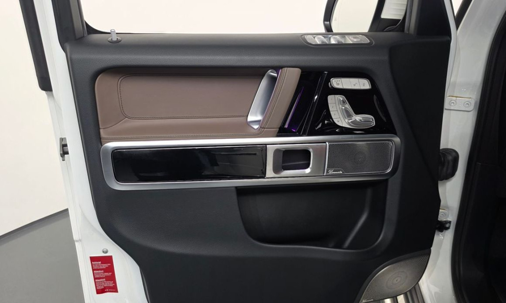Mercedes-Benz G-Class G400d, 2023