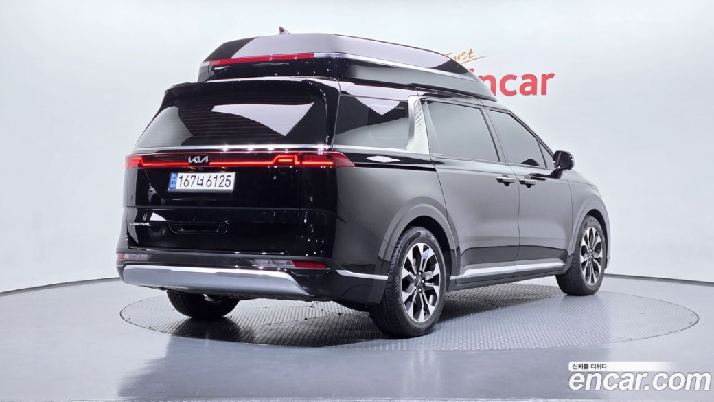 Kia Carnival 9-Seater Hi-Limousine, 2022
