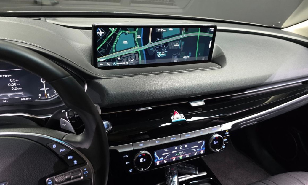Genesis G80 Gasoline 2.5 Turbo AWD, 2022