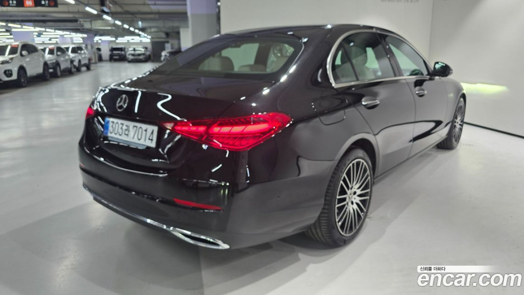 Mercedes-Benz C-Class C200 Avantgarde, 2025