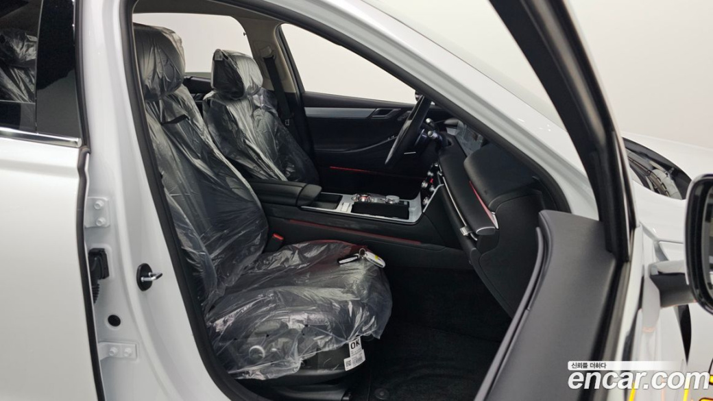 Genesis G80 Gasoline 2.5 Turbo AWD, 2026
