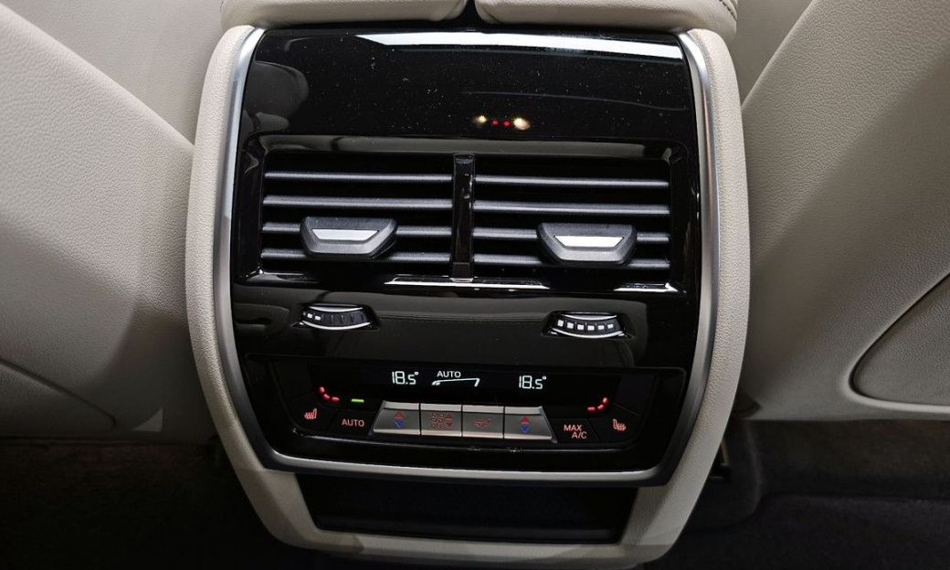 BMW X6 xDrive40i M Sport, 2025