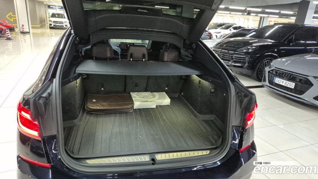 BMW Gran Turismo 630i xDrive M Sport, 2022