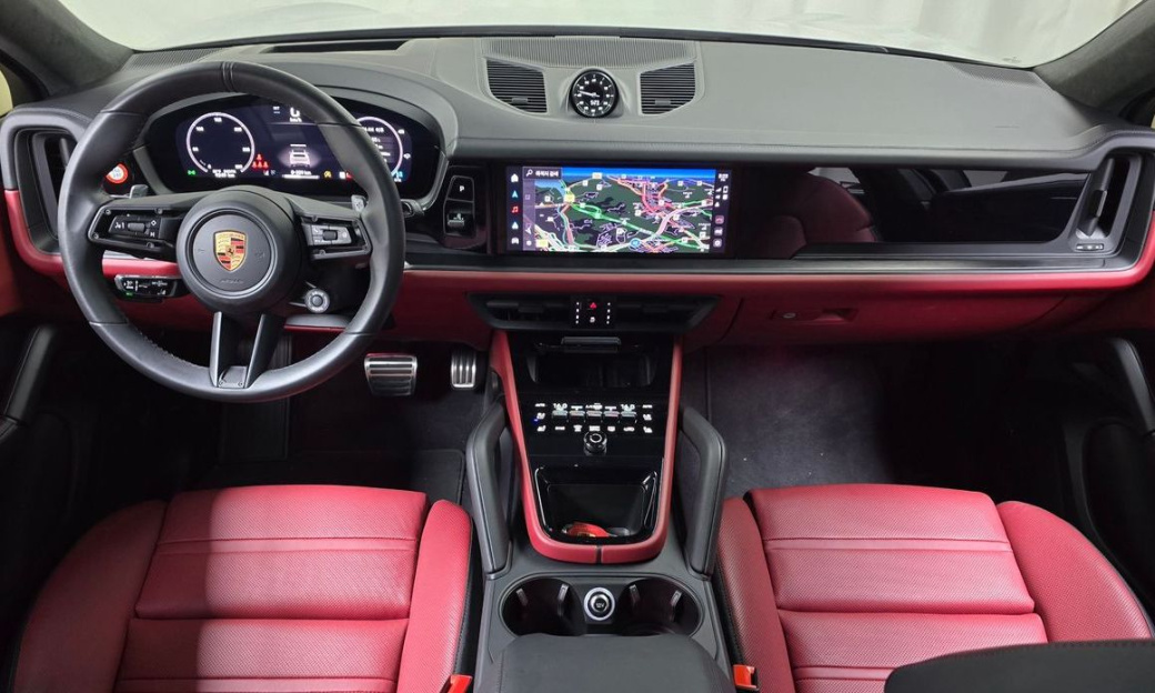 Porsche Cayenne 4.0 GTS Coupe, 2025