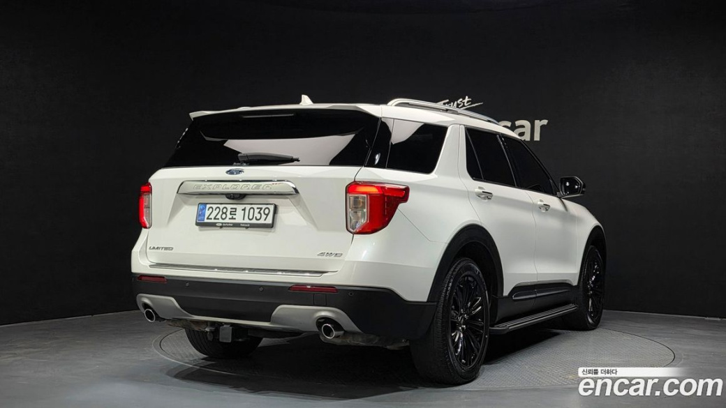 Ford Explorer 2.3 LimIted 4WD, 2022