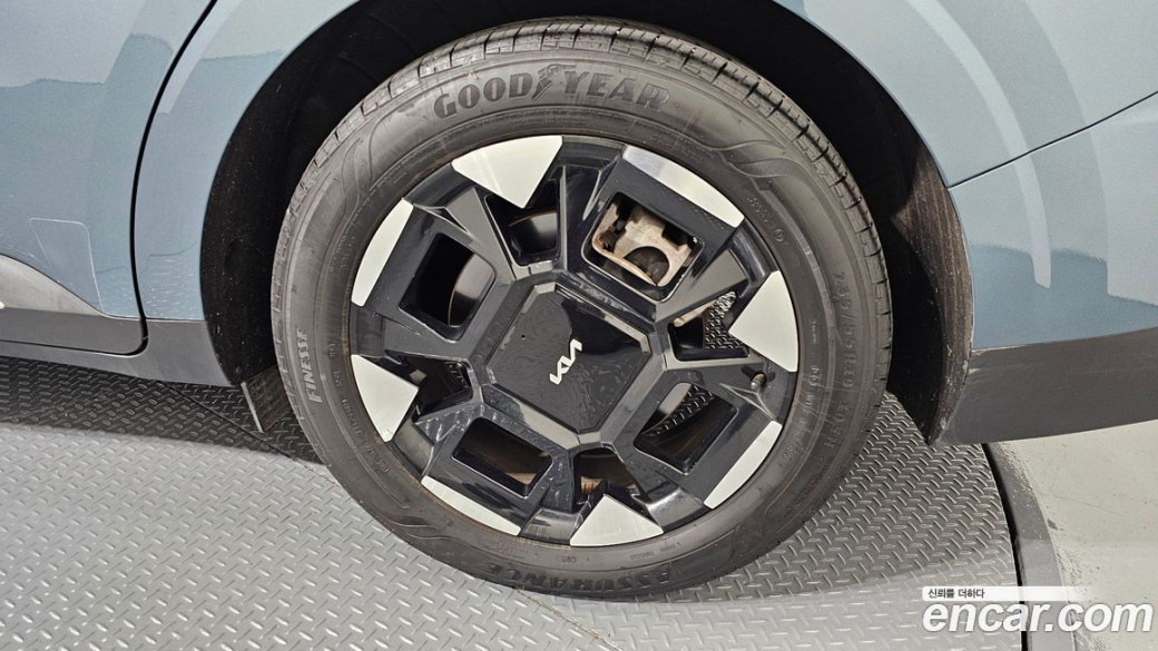 Kia Carnival 7-Seater Noblesse, 2024