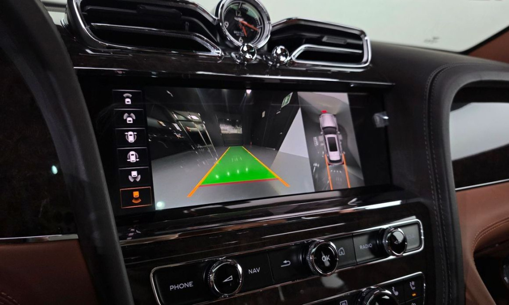 Bentley Bentayga 4.0 V8, 2022