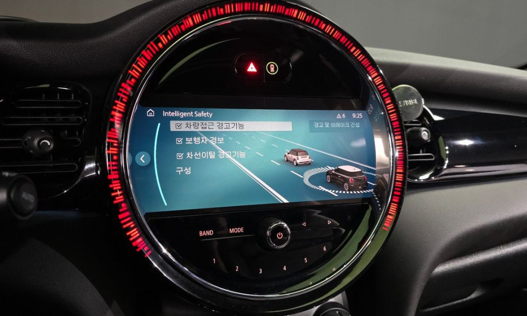 Mini Cooper JCW, 2022