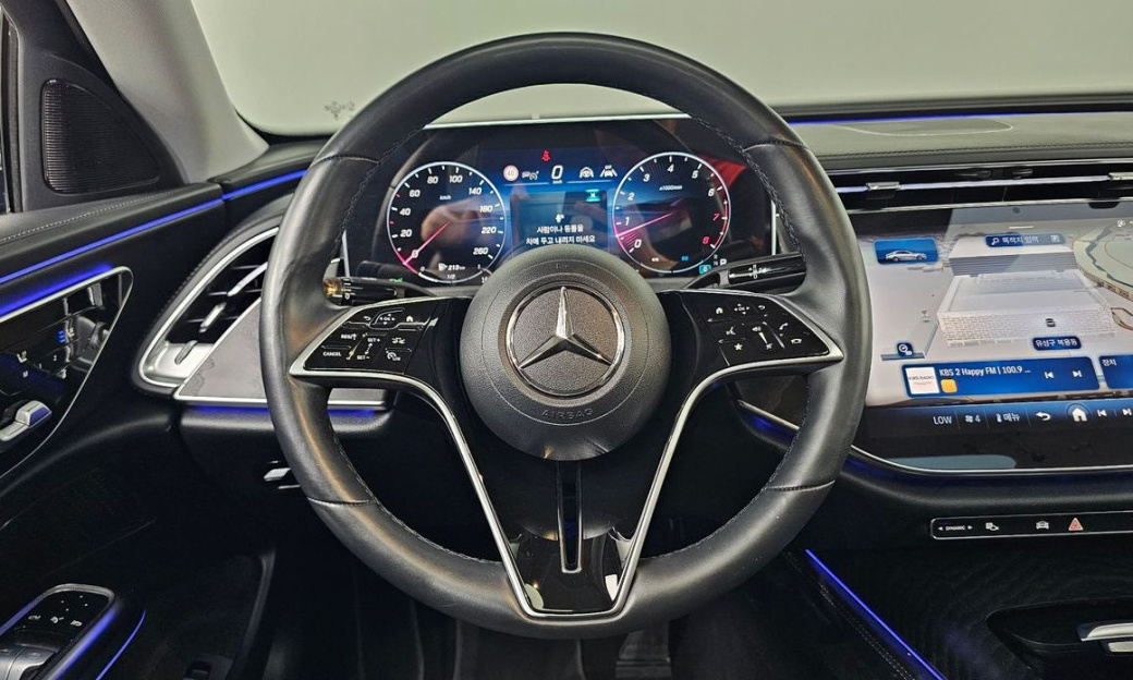 Mercedes-Benz E-Class E200 Avantgarde, 2024