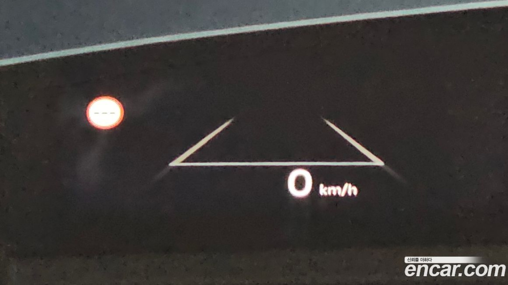 Kia Carnival 9-Seater Signature, 2024