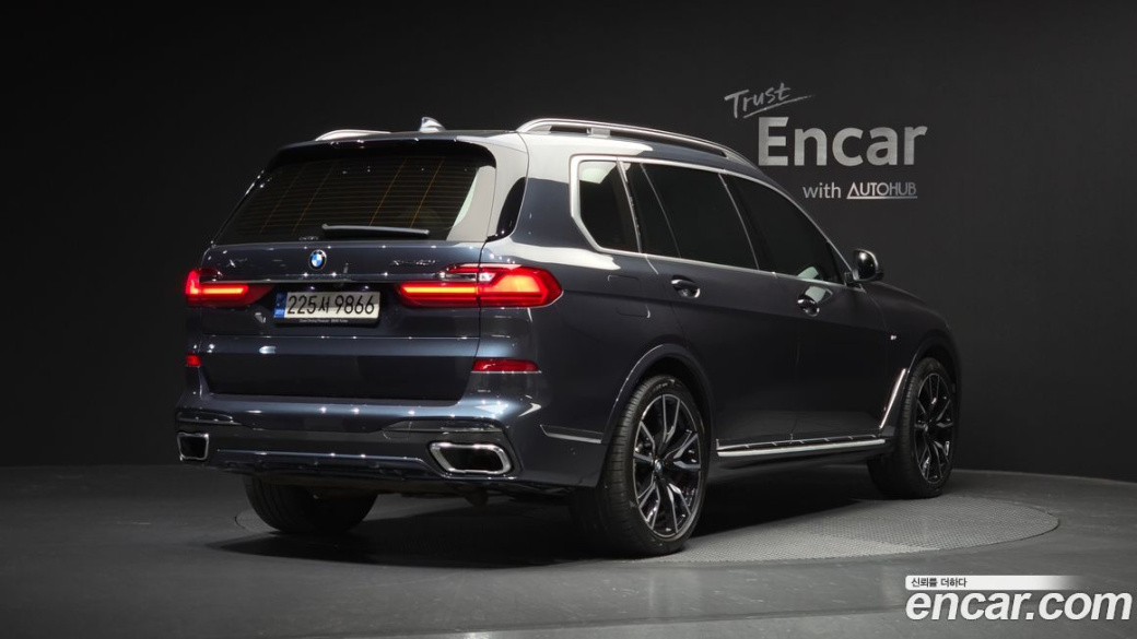 BMW X7 xDrive 40i M Sport 6STR, 2022