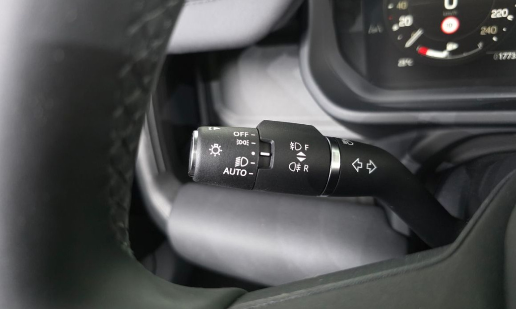 Land Rover Defender 130 P400 Outbound, 2025