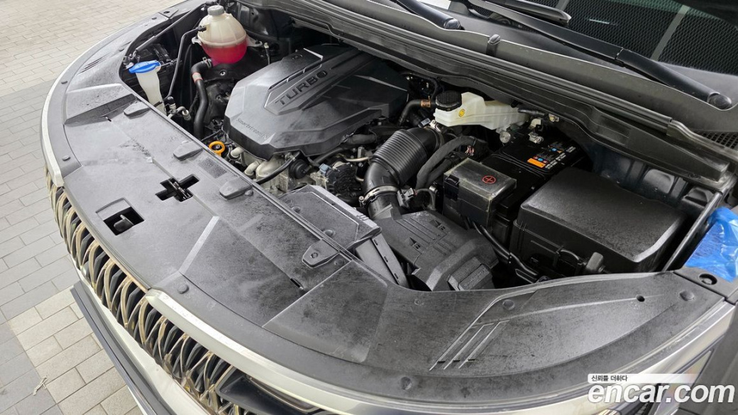 Kia Carnival 9-Seater Hi-Limousine, 2022