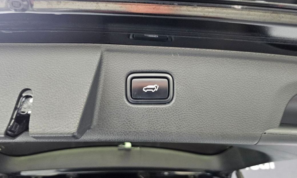 Kia Mohave Diesel 3.0 4WD 6-Seater, 2022
